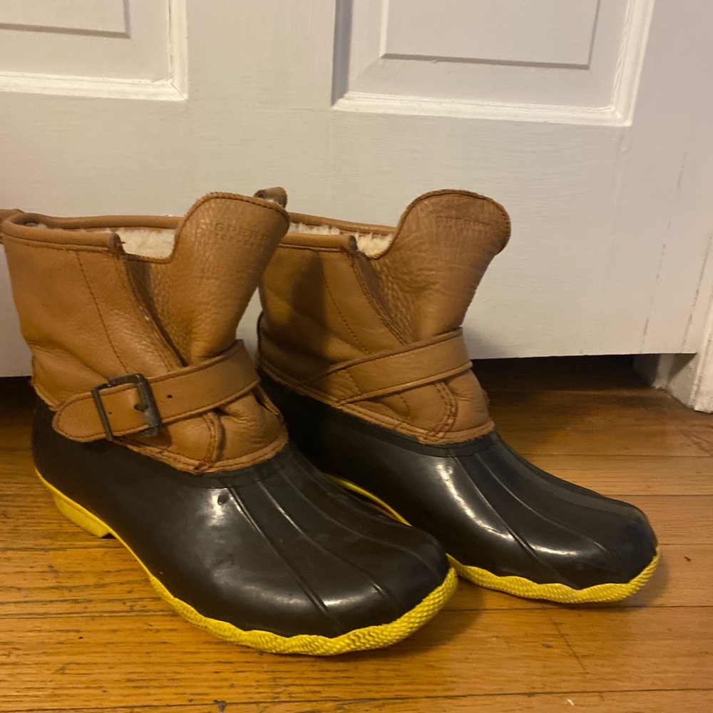 Sperry duck boots